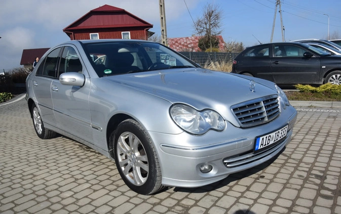 Mercedes-Benz Klasa C cena 15900 przebieg: 266930, rok produkcji 2005 z Dobczyce małe 497